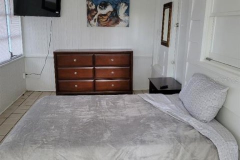 Propiedad comercial en venta en Saint Petersburg, Florida, 192.77 m2 № 1651771 - foto 18