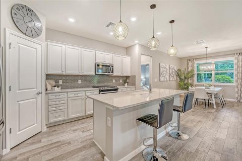 Villa ou maison à vendre à Bradenton, Floride: 2 chambres, 173.54 m2 № 2302914 - photo 15