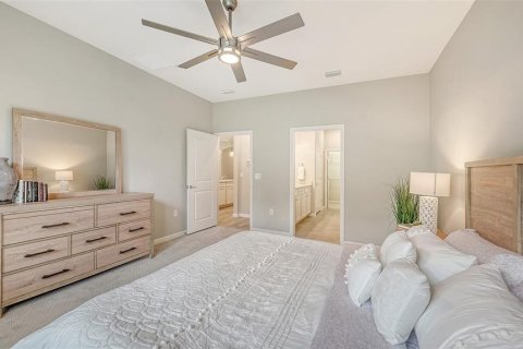 Villa ou maison à vendre à Bradenton, Floride: 2 chambres, 173.54 m2 № 2302914 - photo 24