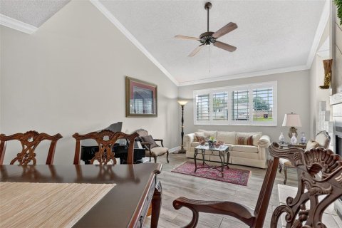 House in Longwood, Florida 3 bedrooms, 153.94 sq.m. № 2100582 - photo 12