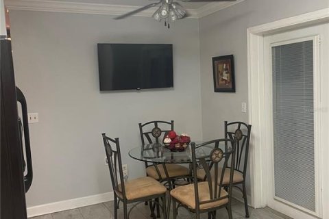 House in Longwood, Florida 3 bedrooms, 153.94 sq.m. № 2100582 - photo 16