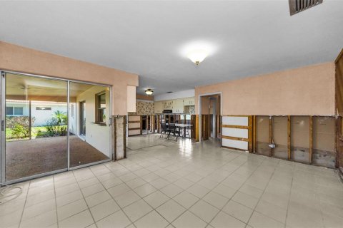 Villa ou maison à vendre à Saint Petersburg, Floride: 4 chambres, 180.6 m2 № 1815745 - photo 29