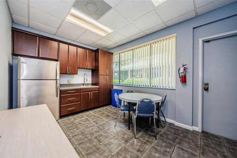 Commercial property in Safety Harbor, Florida 321.44 sq.m. № 1722052 - photo 14