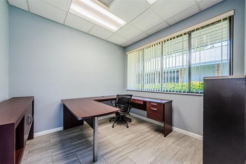 Commercial property in Safety Harbor, Florida 321.44 sq.m. № 1722052 - photo 9