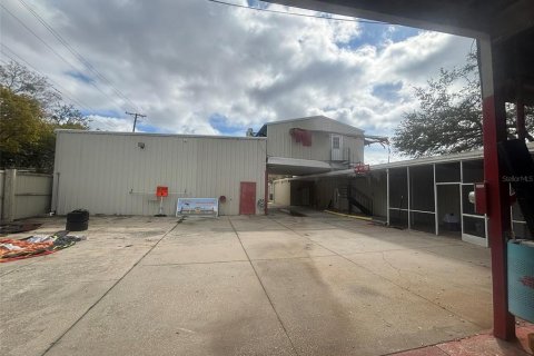 Commercial property in Tampa, Florida 528.52 sq.m. № 1525931 - photo 7