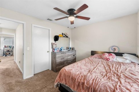 Condo in Gainesville, Florida, 2 bedrooms  № 2109701 - photo 20