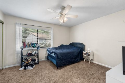Condo in Gainesville, Florida, 2 bedrooms  № 2109701 - photo 14