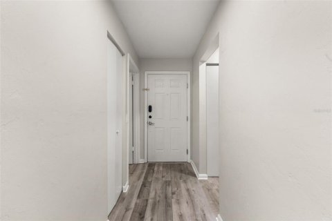Condo in Gainesville, Florida, 2 bedrooms  № 2109701 - photo 13