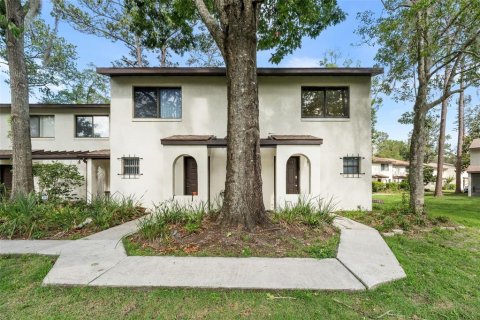 Condo in Gainesville, Florida, 2 bedrooms № 2109701