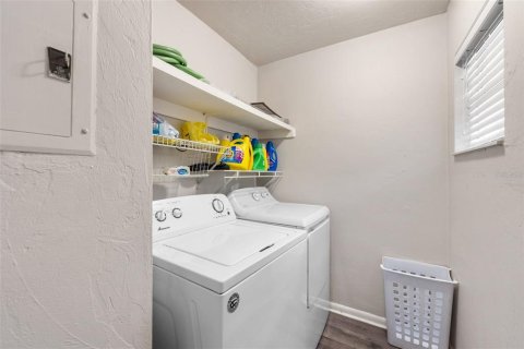 Condo in Gainesville, Florida, 2 bedrooms  № 2109701 - photo 18