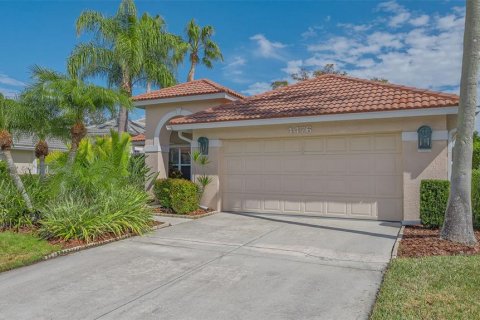 House in Sarasota, Florida 2 bedrooms, 171.68 sq.m. № 2151715 - photo 6