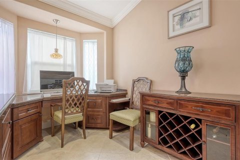 House in Sarasota, Florida 2 bedrooms, 171.68 sq.m. № 2151715 - photo 20