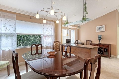 House in Sarasota, Florida 2 bedrooms, 171.68 sq.m. № 2151715 - photo 19