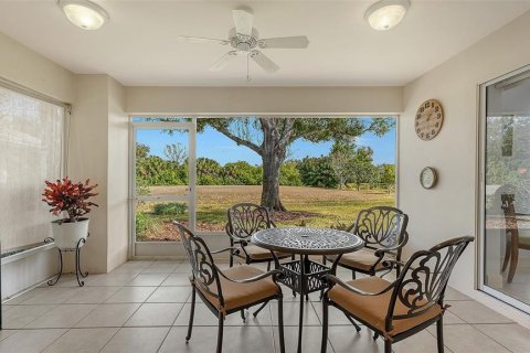 House in Sarasota, Florida 2 bedrooms, 171.68 sq.m. № 2151715 - photo 16