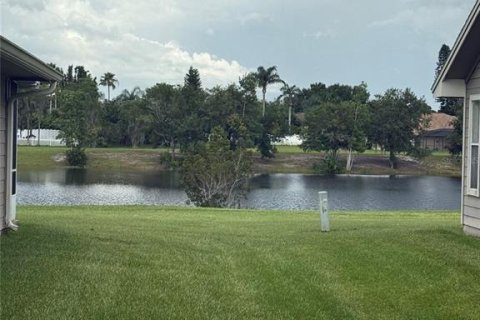 Condo in Orlando, Florida, 2 bedrooms  № 1849400 - photo 29