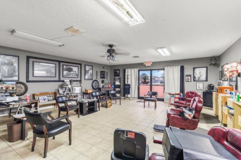 Commercial property in Crystal River, Florida 395.76 sq.m. № 1531331 - photo 20