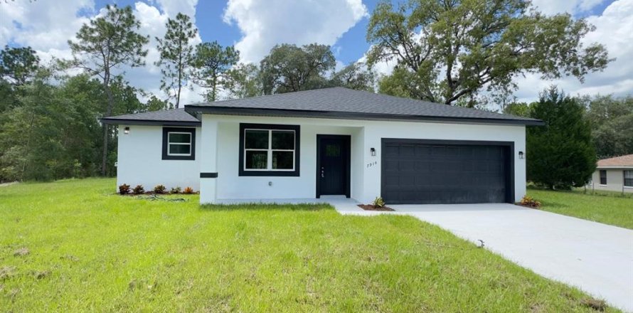 Villa ou maison à Citrus Springs, Floride 4 chambres, 143.81 m2 № 1884275