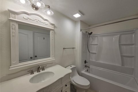 Copropriété à louer à Sarasota, Floride: 3 chambres, 118.91 m2 № 2093470 - photo 15