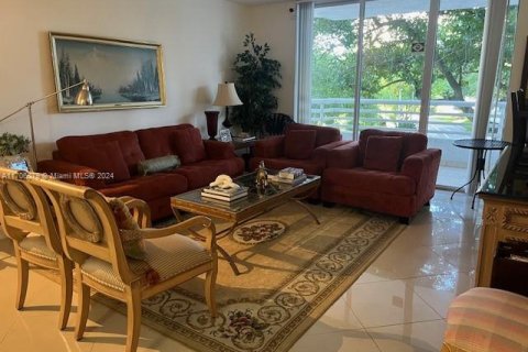 Copropriété à vendre à Aventura, Floride: 2 chambres, 98.66 m2 № 1458913 - photo 12