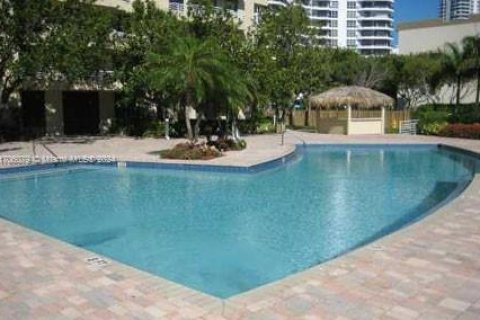 Copropriété à vendre à Aventura, Floride: 2 chambres, 98.66 m2 № 1458913 - photo 7