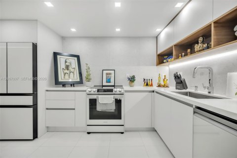 Condominio en venta en Miami Beach, Florida, 1 dormitorio, 91.04 m2 № 2071589 - foto 10