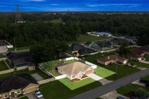 Casa en venta en Summerfield, Florida, 3 dormitorios, 172.61 m2 № 2267199 - foto 2