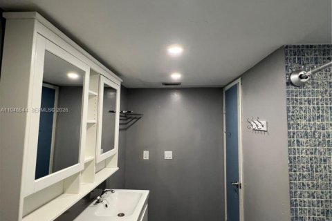 Снять в аренду кондоминиум в Майами, Флорида 1 спальня, 84.45м2, № 2004807 - фото 4