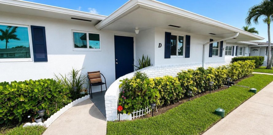 Condo in West Palm Beach, Florida, 2 bedrooms  № 2176511