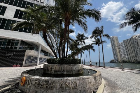 Condo in Miami, Florida, 2 bedrooms  № 2075067 - photo 5