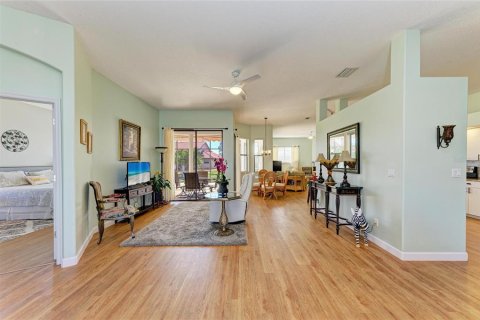 House in Sarasota, Florida 3 bedrooms, 199 sq.m. № 1734782 - photo 16