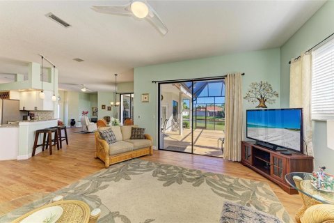 House in Sarasota, Florida 3 bedrooms, 199 sq.m. № 1734782 - photo 28