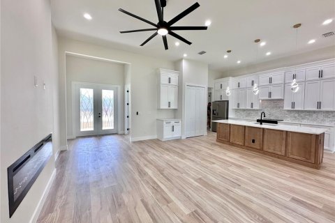 House in North Port, Florida 3 bedrooms, 171.78 sq.m. № 1675329 - photo 5