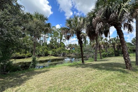 House in North Port, Florida 3 bedrooms, 171.78 sq.m. № 1675329 - photo 29