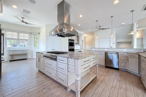 House in Palm Harbor, Florida 4 bedrooms, 339.65 sq.m. № 1635952 - photo 23