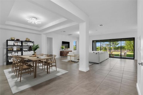 Casa en venta en Parkland, Florida, 5 dormitorios, 395.3 m2 № 2000934 - foto 6