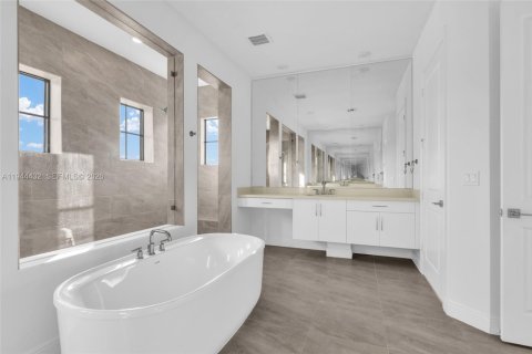 Casa en venta en Parkland, Florida, 5 dormitorios, 395.3 m2 № 2000934 - foto 14