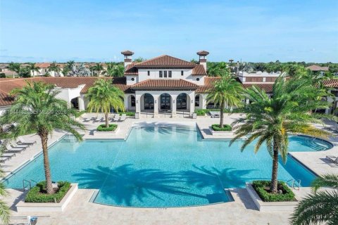 Casa en venta en Parkland, Florida, 5 dormitorios, 395.3 m2 № 2000934 - foto 19