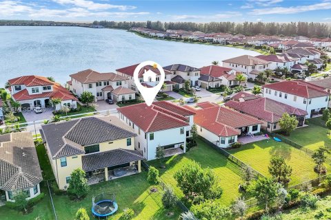 Casa en venta en Parkland, Florida, 5 dormitorios, 395.3 m2 № 2000934 - foto 17