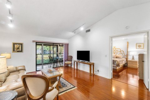 Condo in Boynton Beach, Florida, 2 bedrooms  № 2188116 - photo 7