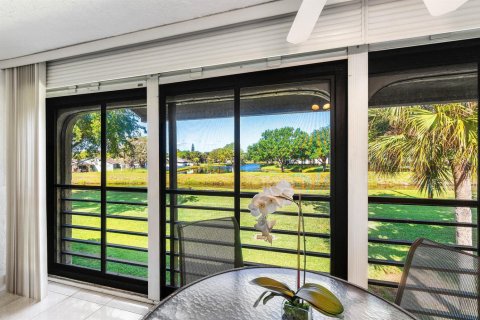 Condo in Boynton Beach, Florida, 2 bedrooms  № 2188116 - photo 28