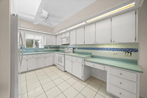 Villa ou maison à vendre à Ocala, Floride: 4 chambres, 193.98 m2 № 1824642 - photo 13