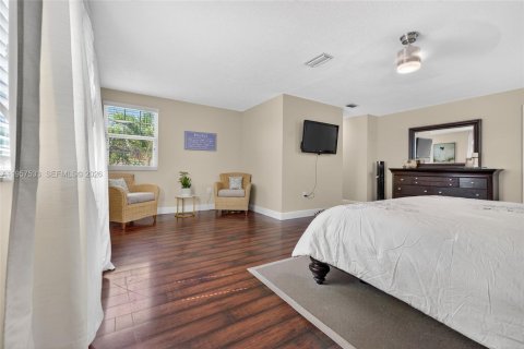 House in Sunrise, Florida 4 bedrooms, 229.28 sq.m. № 2043779 - photo 8