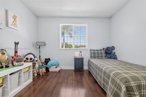 House in Sunrise, Florida 4 bedrooms, 229.28 sq.m. № 2043779 - photo 27