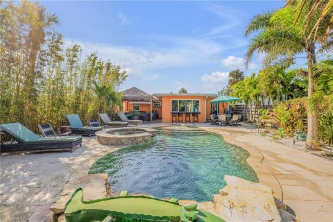 Casa en venta en New Smyrna Beach, Florida, 3 dormitorios, 113.9 m2 № 2116616 - foto 4