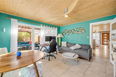 Casa en venta en New Smyrna Beach, Florida, 3 dormitorios, 113.9 m2 № 2116616 - foto 25