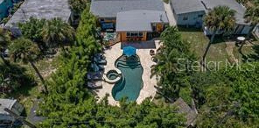Casa en New Smyrna Beach, Florida 3 dormitorios, 113.9 m2 № 2116616