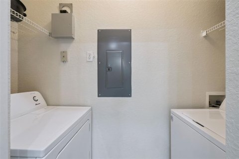 Condominio en venta en Kissimmee, Florida, 2 dormitorios, 83.7 m2 № 2234086 - foto 21