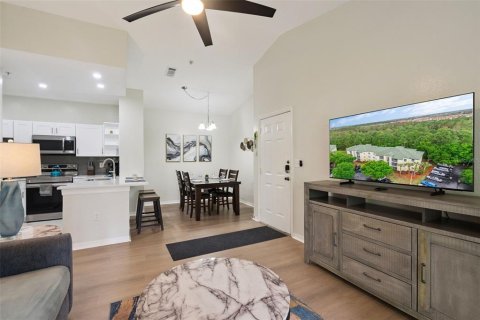 Condominio en venta en Kissimmee, Florida, 2 dormitorios, 83.7 m2 № 2234086 - foto 7