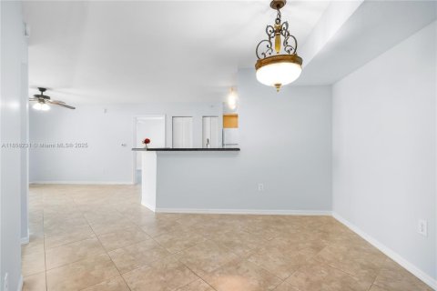 Condo in Boynton Beach, Florida, 2 bedrooms  № 1878440 - photo 5
