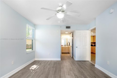 Condo in Boynton Beach, Florida, 2 bedrooms  № 1878440 - photo 16